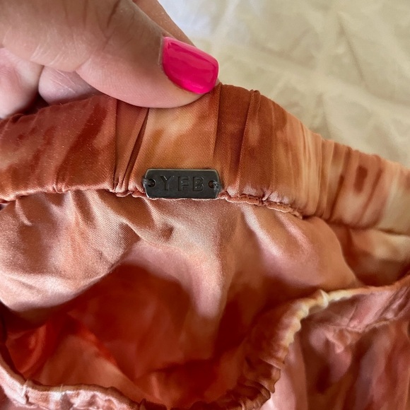 Young fabulous and broke tye dye satin asymmetrical ombré midi skirt - Picture 4 of 6